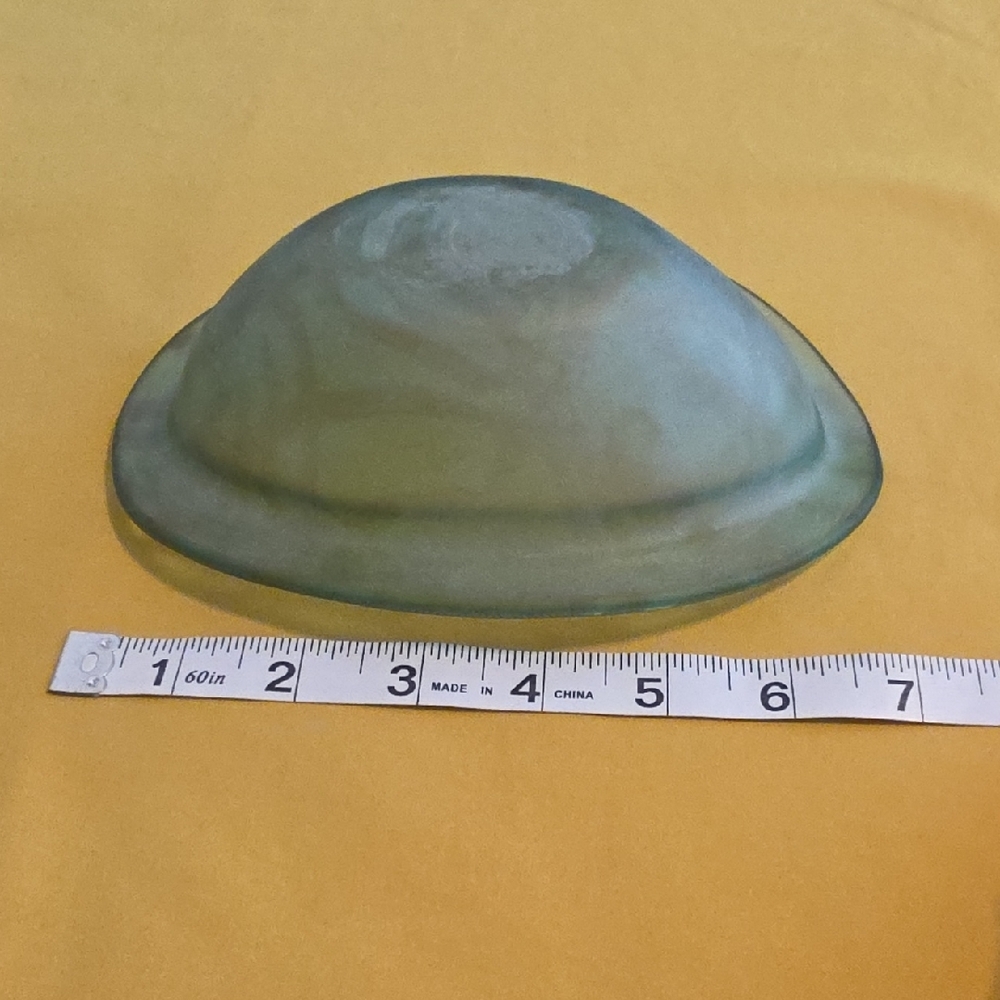 Vintage Annieglass (Signed) Small Oval Glass Bowl - Picture 4 of 8